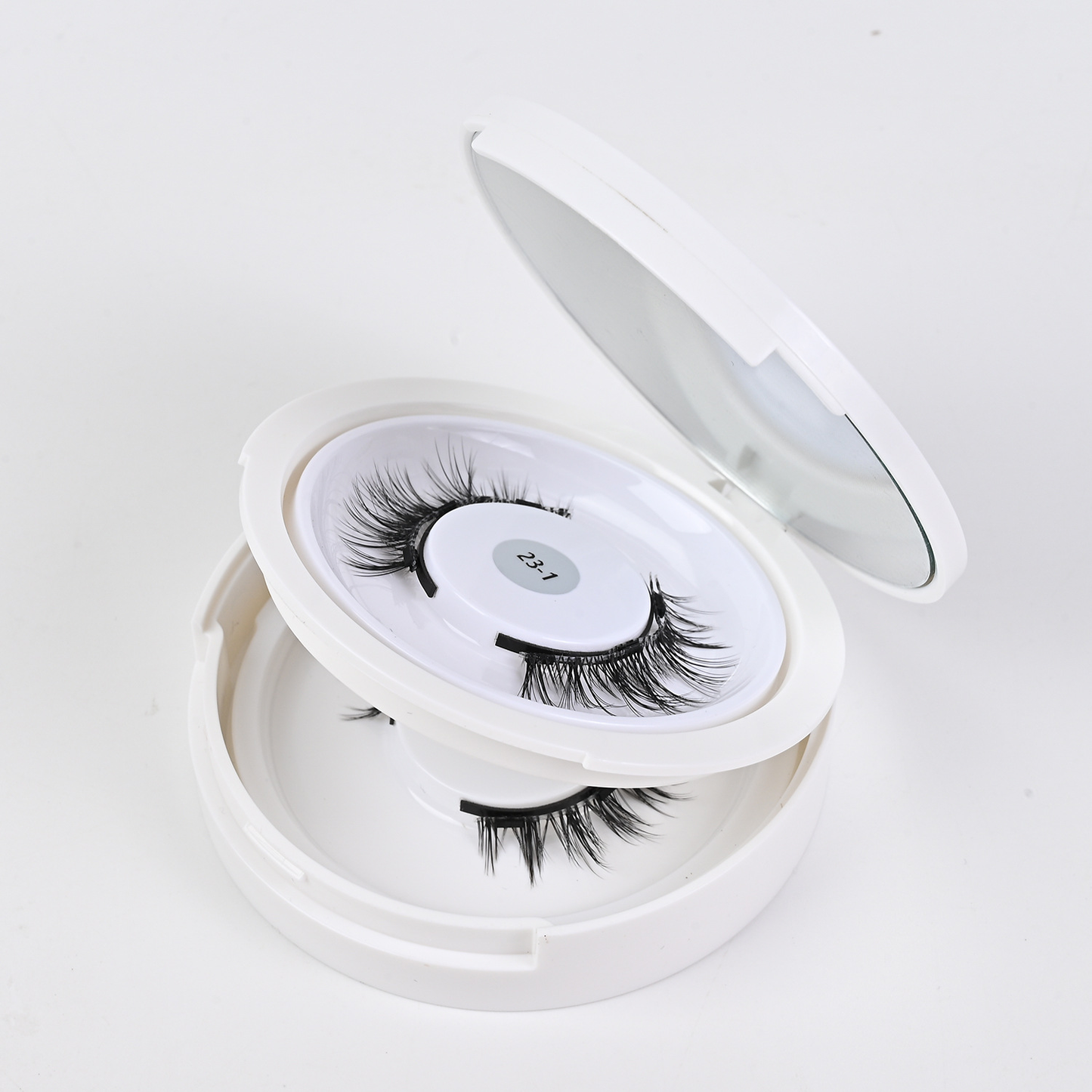 Femme Chic Magnetic Eyelashes